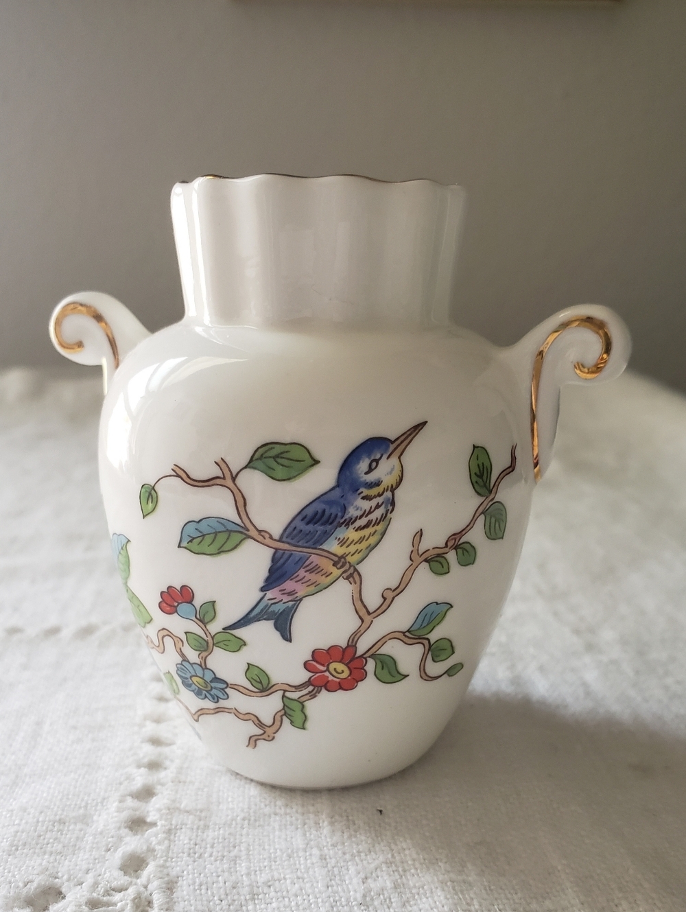 vintage Aynsley Pembroke miniature vase